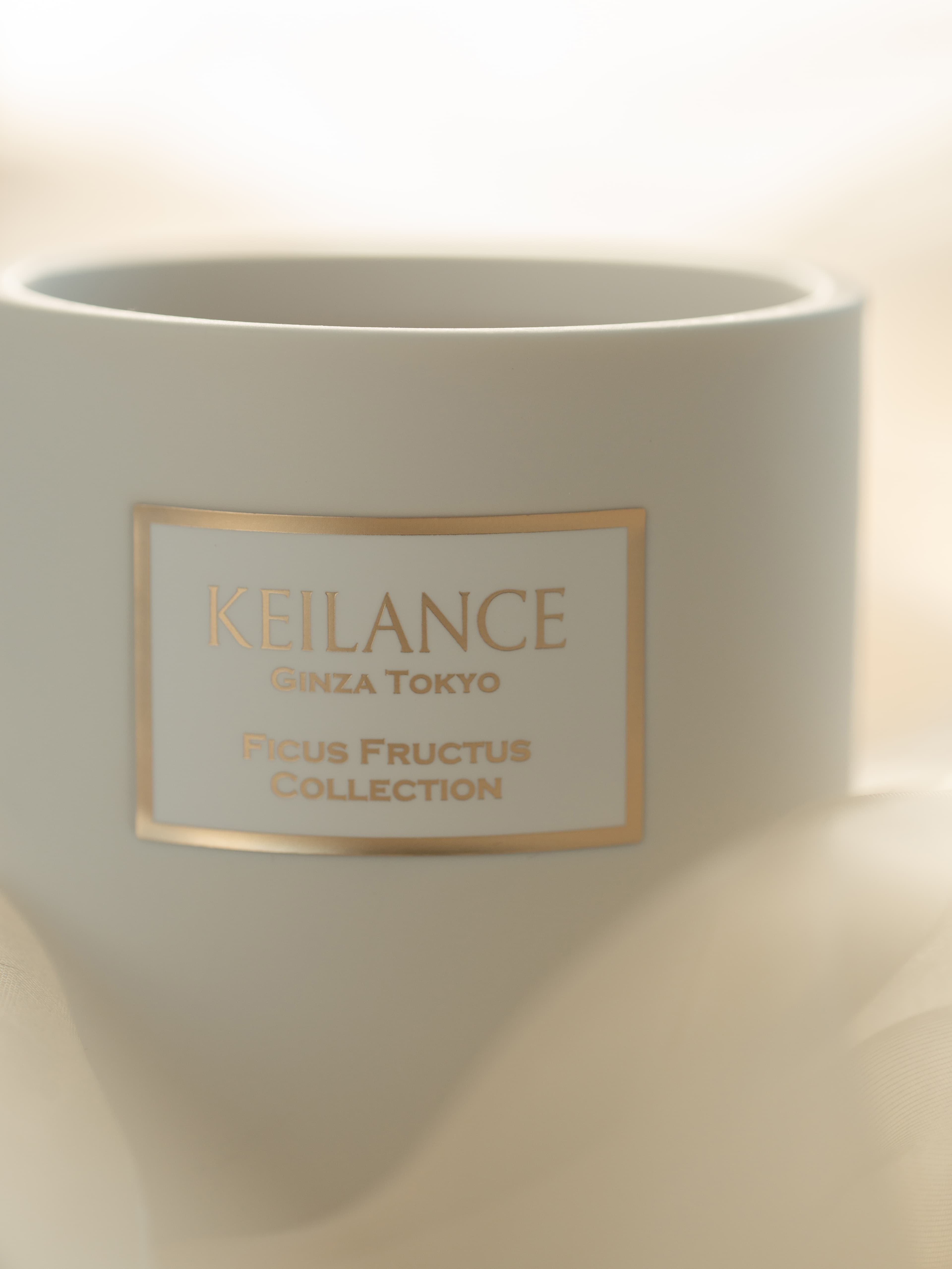 KEILANCE Candle 1